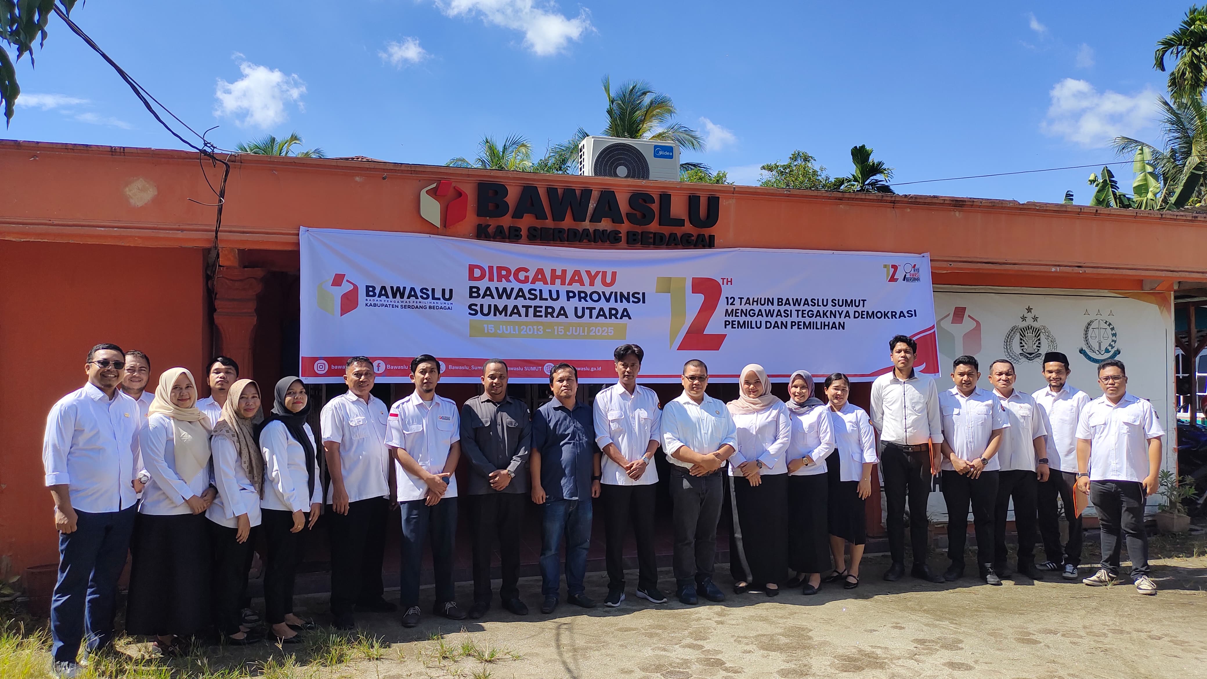 foto bersama upacara