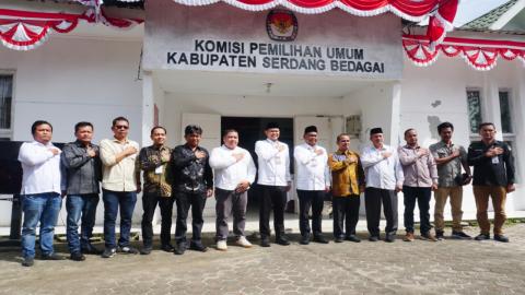 Foto Bersama Saat Pencalonan 